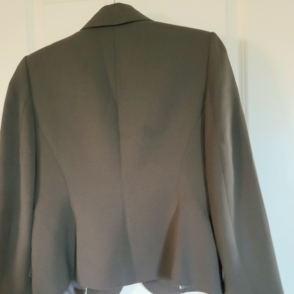 Anne Klein Women's Green Blazer Jacket Size 6P with Removable Brooch - Picture 2 of 10